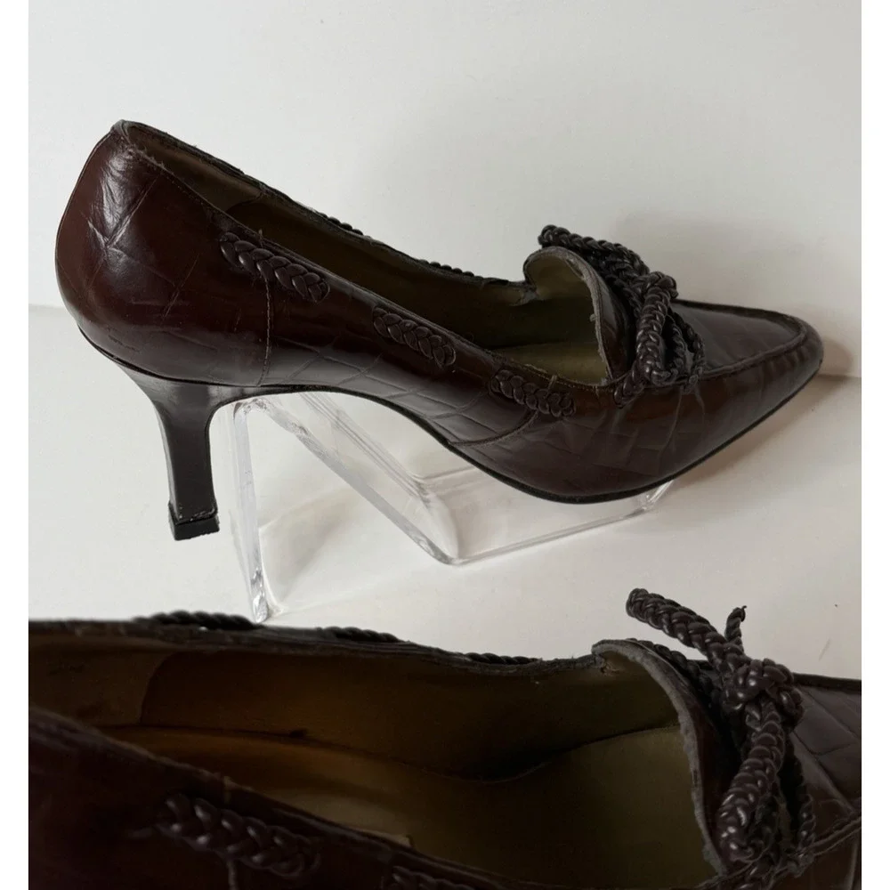 Ann Marino Brown Embossed Leather Pumps Braided Bow Pointed Toe Stiletto Heel 9M
